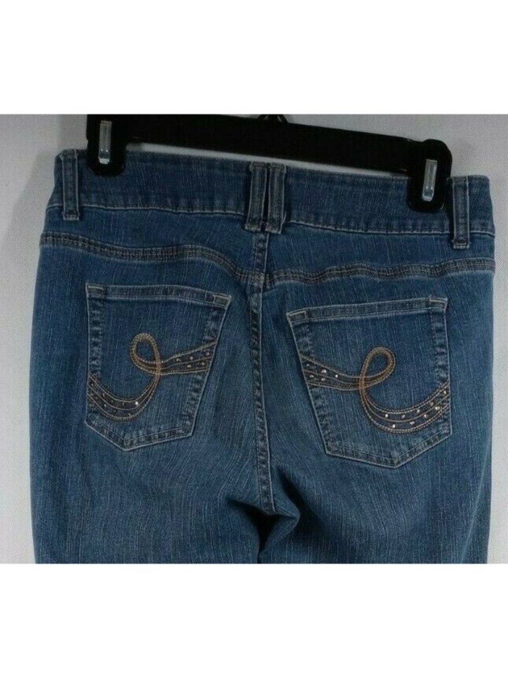 Riders By Lee Women's Embroidered Studded Distressed Whiskered Jeans 28x30 - Picture 3 of 8